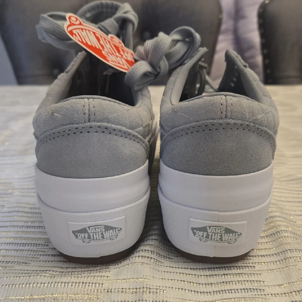 Nwt Vans Womens Gray Suede Platform Sneakers 6.5 - Picture 5 of 7